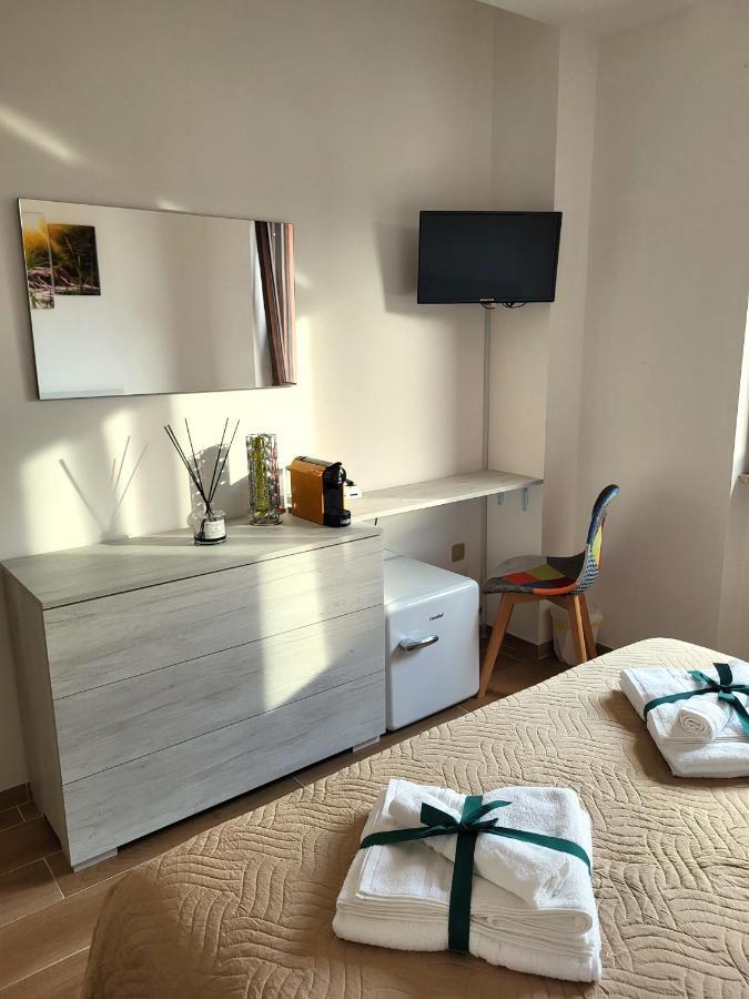 Di Gioia Home B&B Cosenza Buitenkant foto